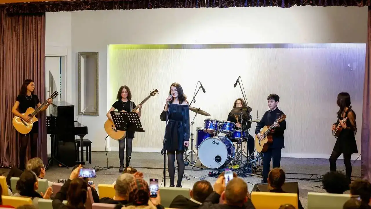 Antalya’da Genç Yeteneklerin Sömestr Coşkusu Müzikle Taçlandı 5